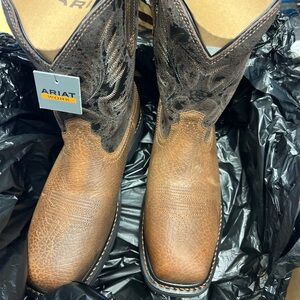Men’s Ariat Sierra Steel toe work boot NWT